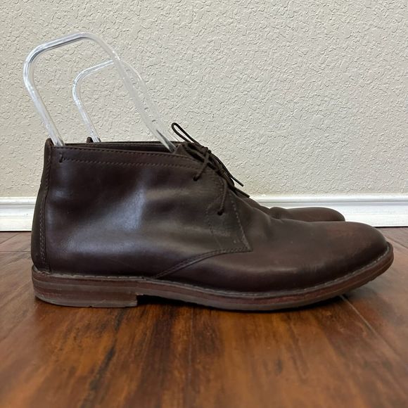 TRASK Brady Lace Up Chukka Boots in Espresso Leather - Picture 1 of 11